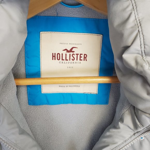 Hollister Vest size youth L or adult S - Picture 4 of 7